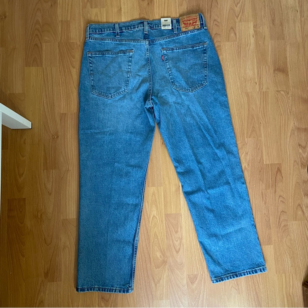 NWT Levi’s 550 Relaxed Jeans Men’s 38x29